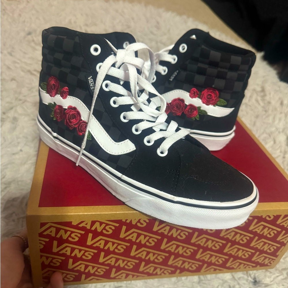 Hi-Top Rose and Checkered Vans- New without box